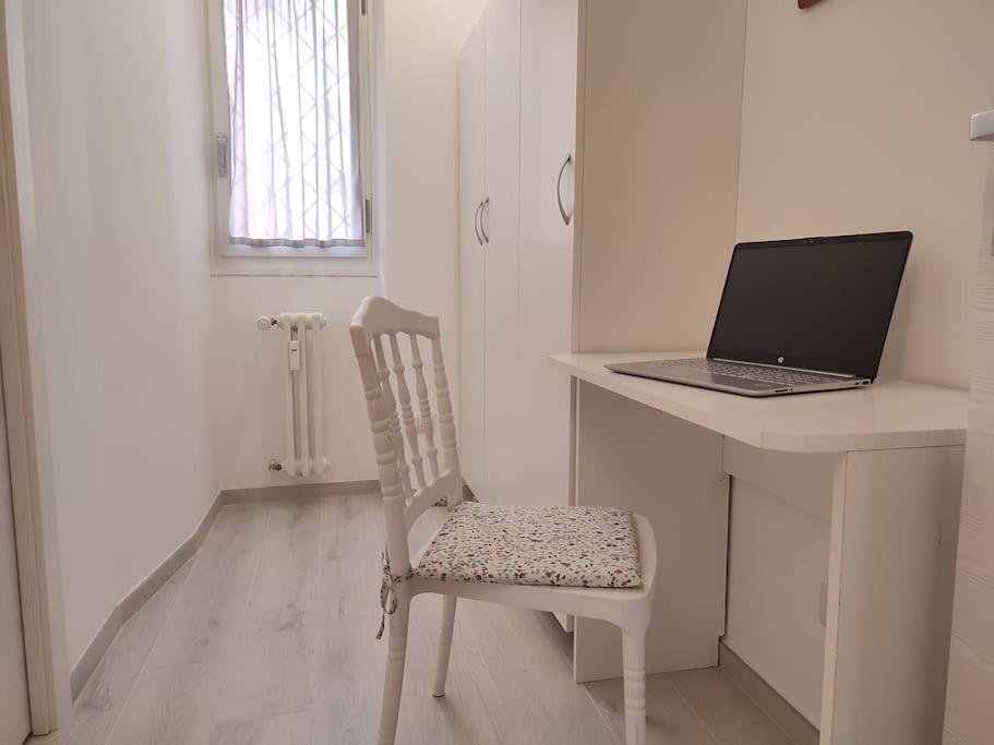 Sunnyhome- Ostia Lido Vista Mare 2 Bagni Екстер'єр фото